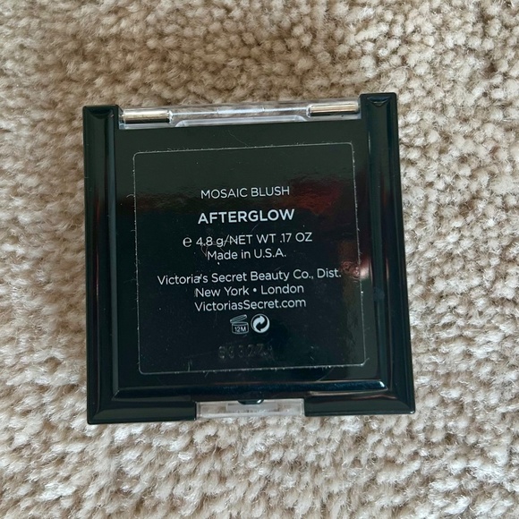 NWT Victoria’s Secret Mosaic Bronzer and Mosaic “Afterglow” Blush Duo 4.8g Each - Picture 4 of 4